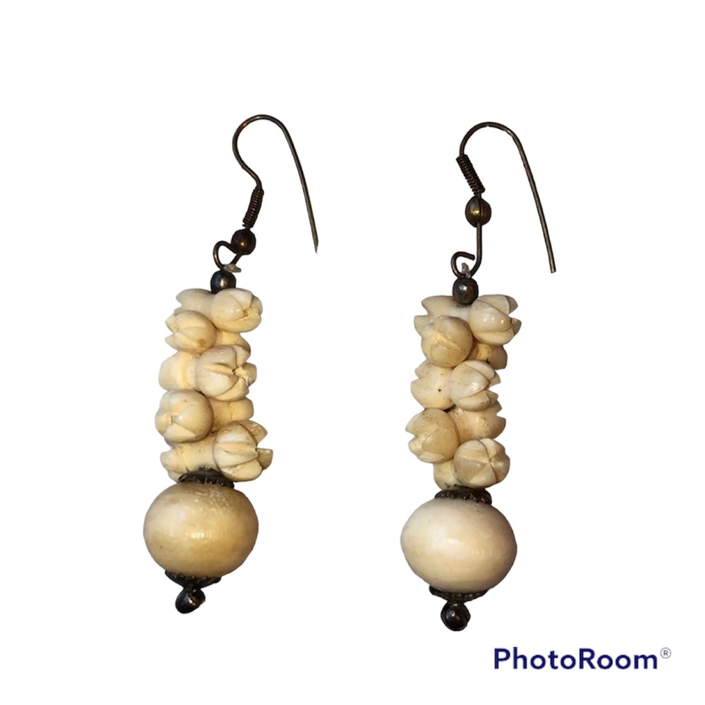 VINTAGE Carved Bone Dangle Earrings